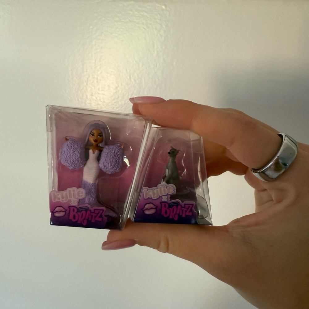 KYLIE JENNER X BRATZ MINI FIGURINES